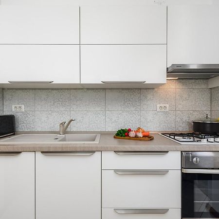 Aureo Apartment Pula Center Екстер'єр фото